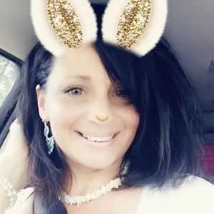 Meet your Posher, Cay